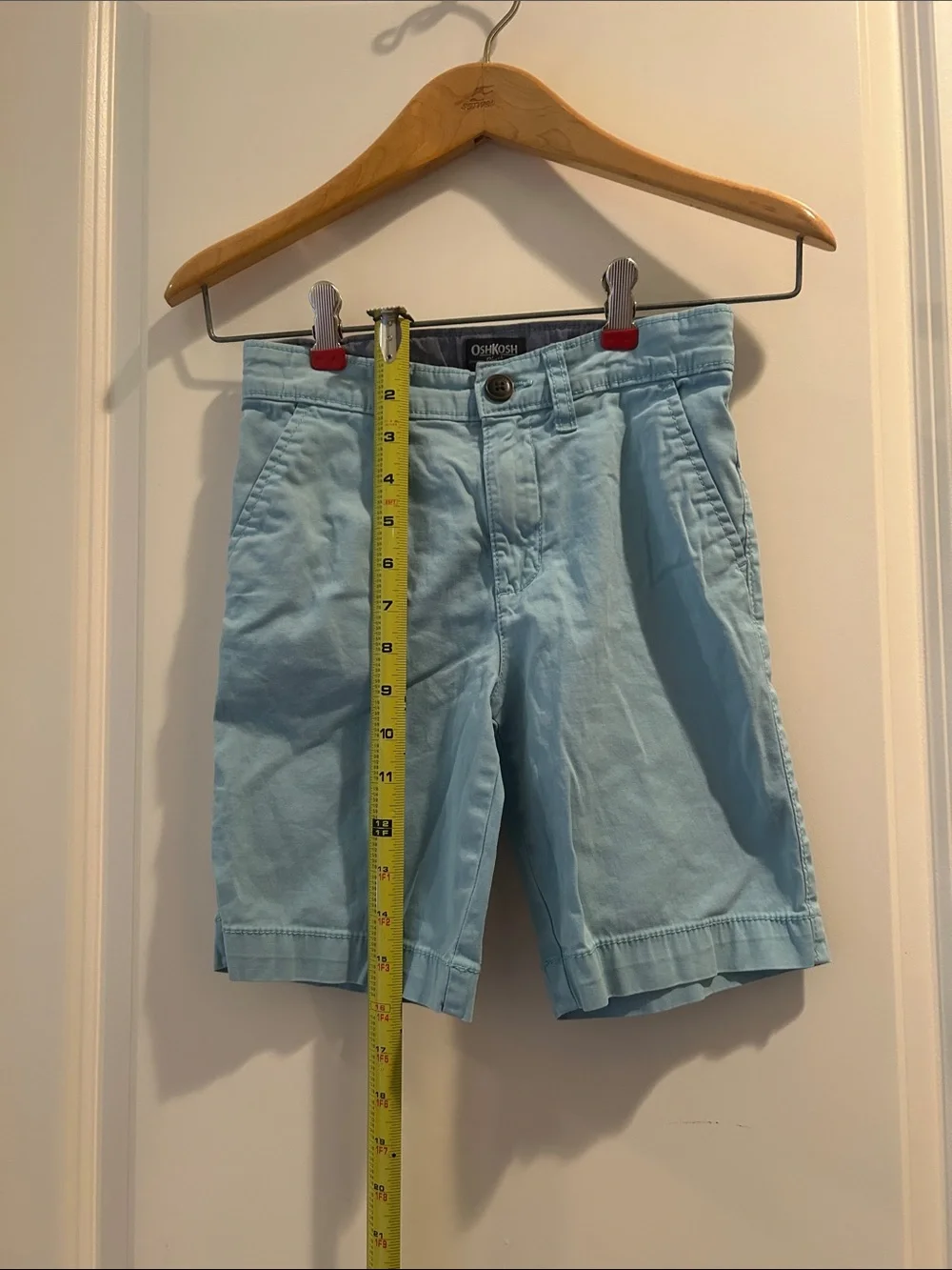 OshKosh B'gosh kid’s Sky Blue ZipUp Chino Shorts inner elastic pockets size 7